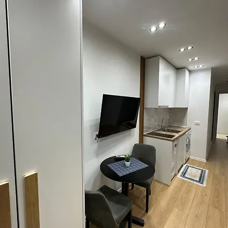 Cozystayapartments By Flow Tirana Exterior photo